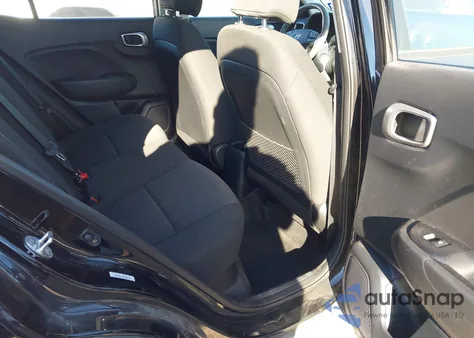 2021 Hyundai Venue Se из США, поврежденный, VIN KMHRB8A38MU066153